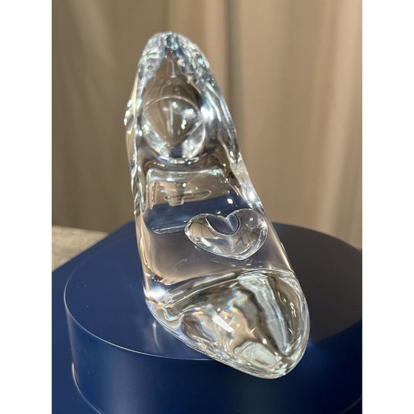 Master Replicas Disney Cinderella Glass Slipper Collectible Limited Edition 2500 - Picture 12 of 16